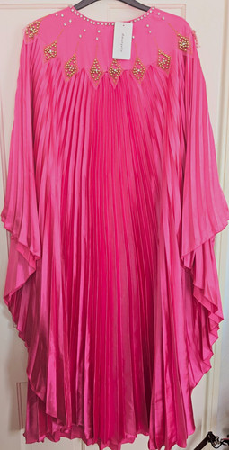 New pink pleated kaftan - new!,